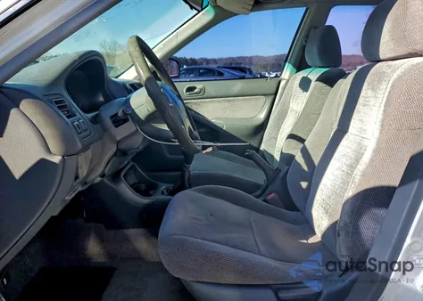 1998 Honda Civic Lx z USA, uszkodzony, nr VIN 2HGEJ6677WH520082